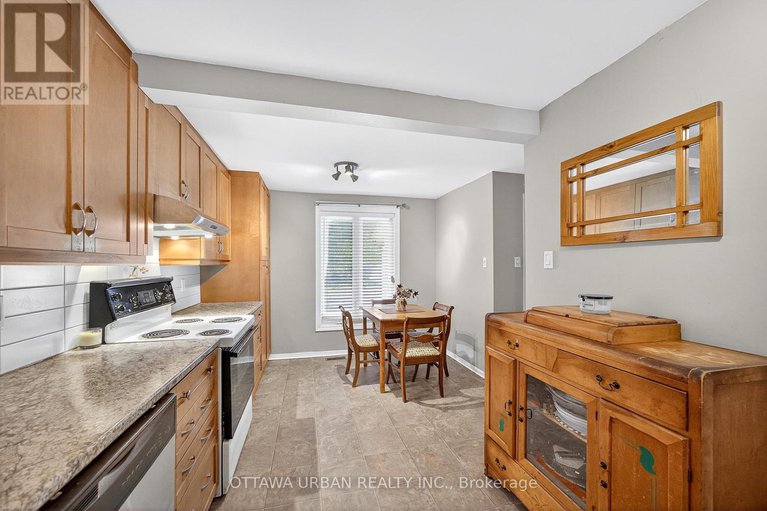 29002316/7986-decarie-drive/orleans-wood/ottawa/ontario/K1C2C4_9