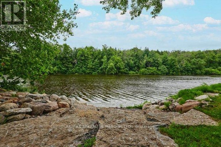 29487393/20158-celtic-lane-w/south-glengarry-charlottenburgh-twp/south-glengarry/ontario/K0C1N0_17