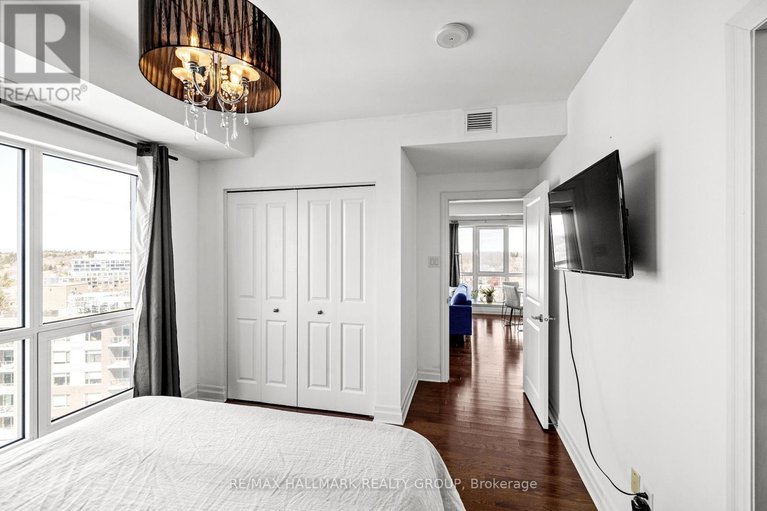 28605447/1304-90-landry-street/vanier/ottawa/ontario/K1L0A9_21