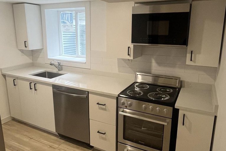 29401091/505-bronson-avenue/ottawa-centre/ottawa/ontario/K1R6J8_16