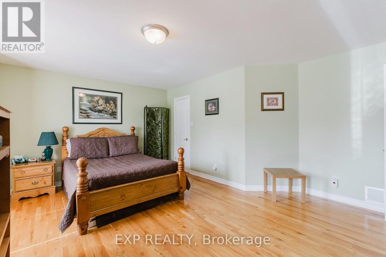 28808188/5472-wicklow-drive/manotick-village-manotick-estates/ottawa/ontario/K4M1C4_36