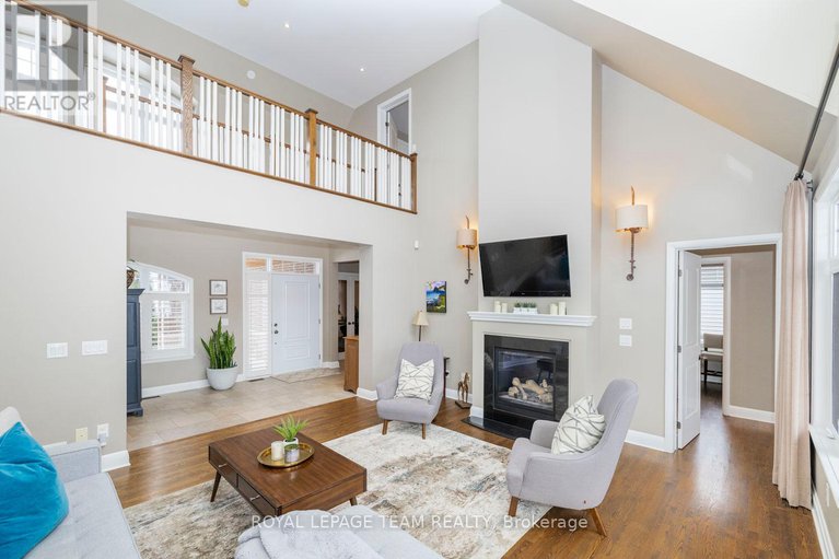 28933926/213-cabrelle-place-e/manotick-village-manotick-estates/ottawa/ontario/K4M0A9_11
