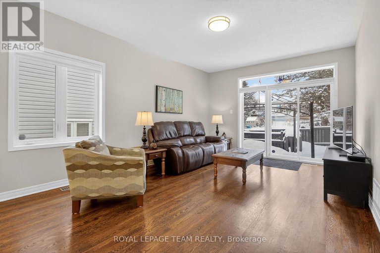 29264458/333-antigonish-avenue/springridgeeast-village/ottawa/ontario/K4A0T9_16