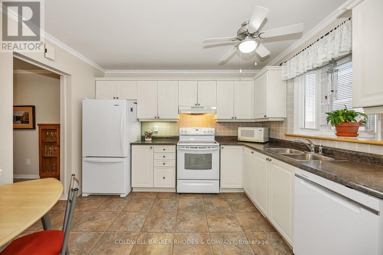 29245174/4-almond-lane/katimavik/ottawa/ontario/K2L3T2_10