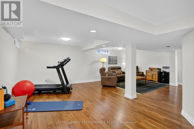 28978665/159-longshire-circle/longfields/ottawa/ontario/K2J4L2_29