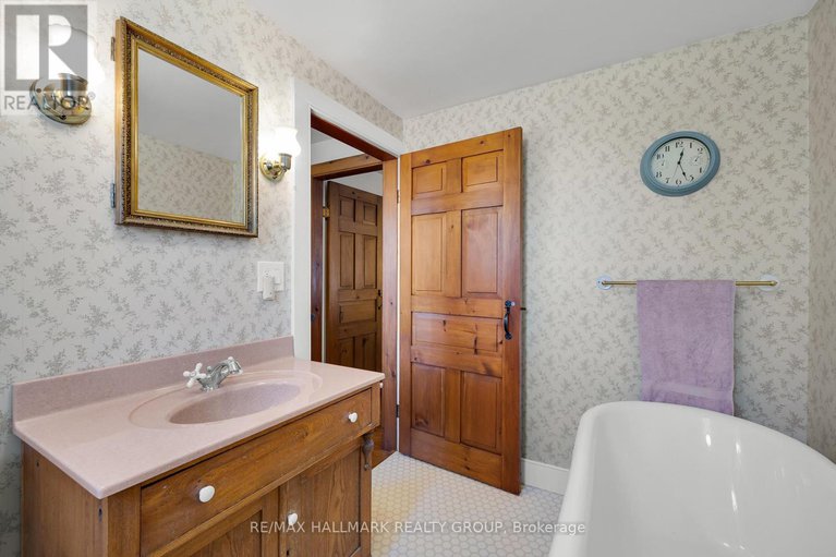 28766698/4506-lords-mills-road/augusta-twp/augusta/ontario/K0E1T0_35