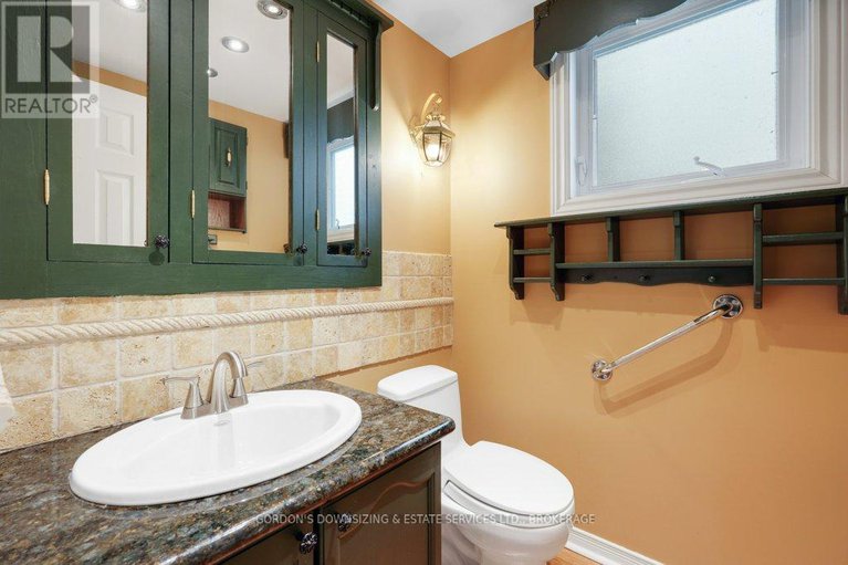 29039084/30-chickasaw-crescent/bridlewood/ottawa/ontario/K2M1M5_23