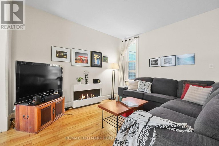 28774423/230-booth-street/west-centre-town/ottawa/ontario/K1R7J6_8