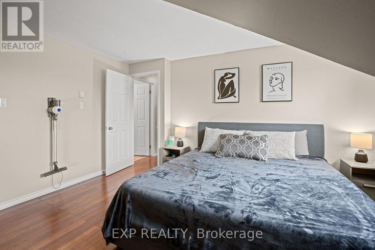 29159021/77b-754-st-andre-drive/hiawatha-parkconvent-glen/ottawa/ontario/K1C4S4_33