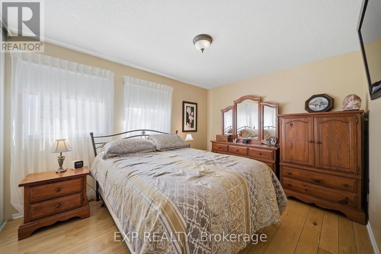 29466998/296-bonavista-street/town-of-rockland/clarence-rockland/ontario/K4K1N8_19