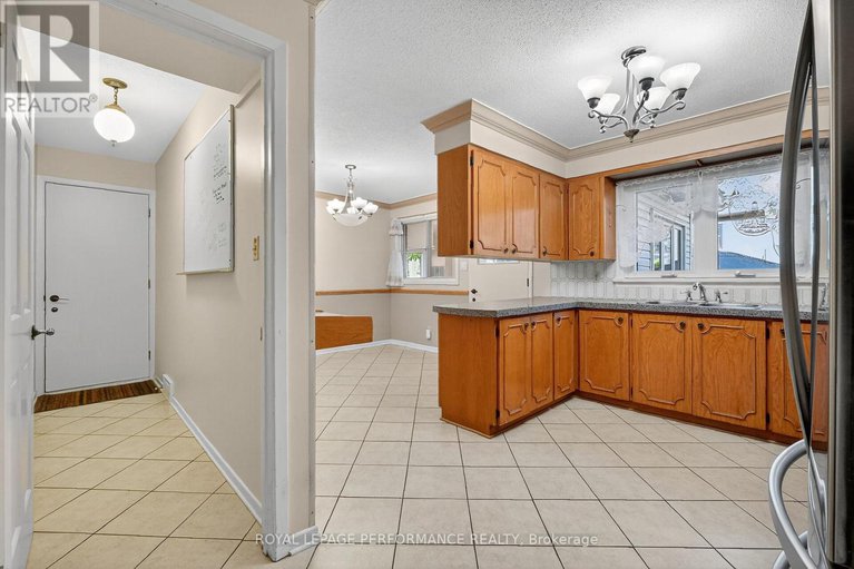 29055180/179-cowley-avenue/ottawa-westtunneys-pasture/ottawa/ontario/K1Y0G8_7