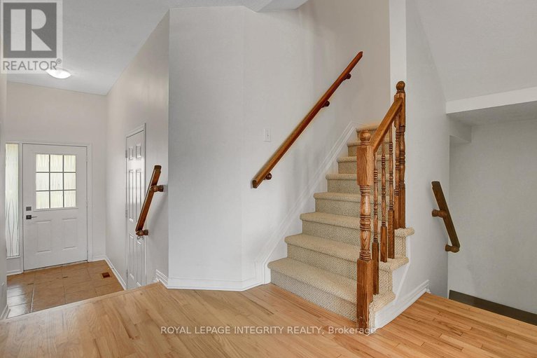 28855034/302-brigitta-street/emerald-meadowstrailwest/ottawa/ontario/K2S0H8_3