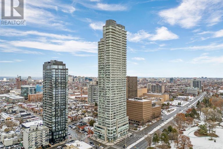 29379774/1502-805-carling-avenue/west-centre-town/ottawa/ontario/K1S5W9_1