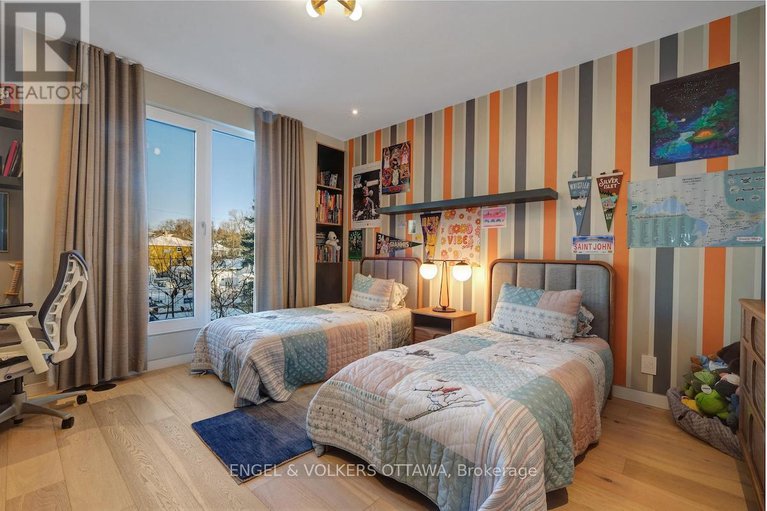 29341028/608-byron-avenue/mckellarhighland/ottawa/ontario/K2A0E5_38