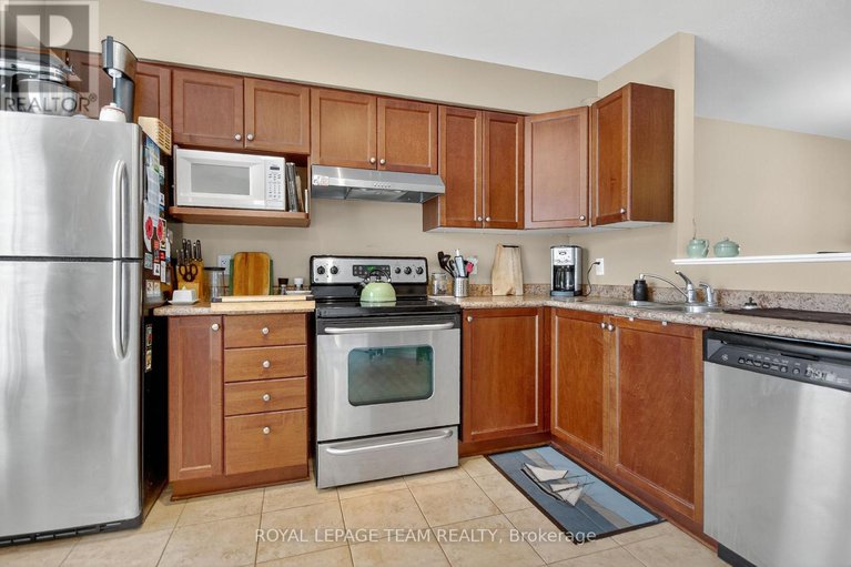 29406960/145-wharhol-private/westcliffe-estates/ottawa/ontario/K2H1G5_24