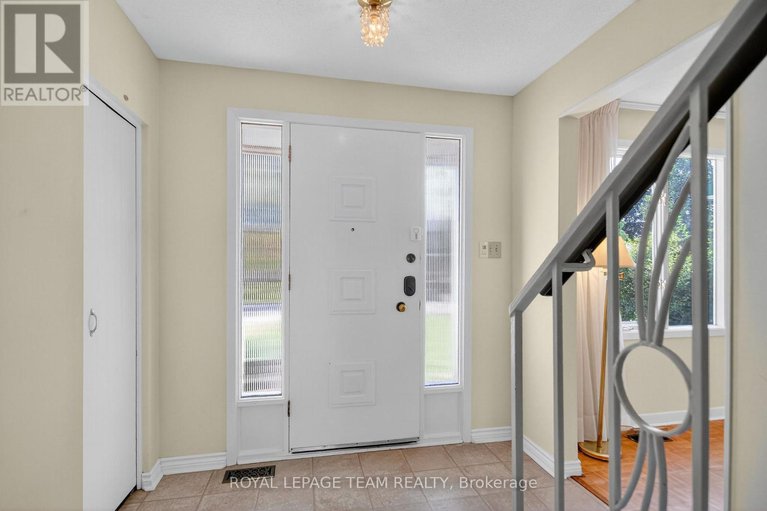 29377345/1264-morrison-drive/redwood-park/ottawa/ontario/K2H7L5_3