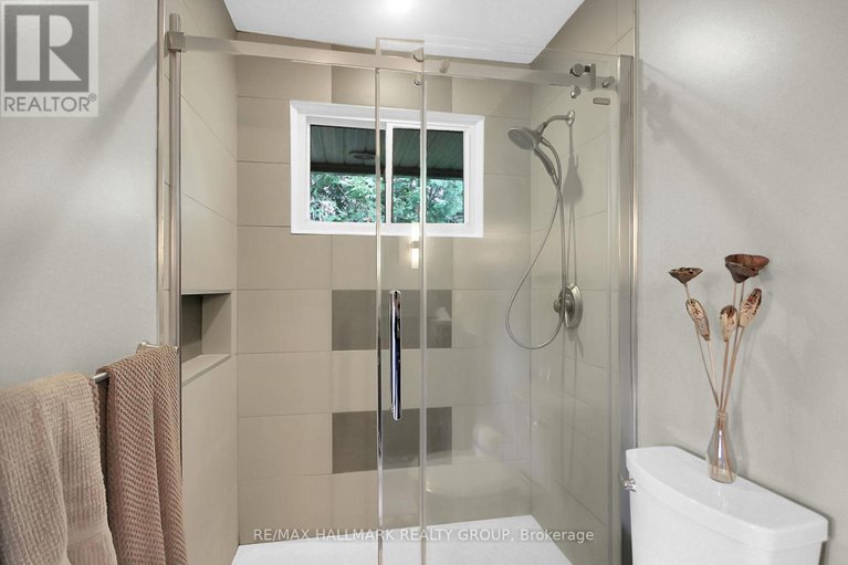 28785291/40-foothills-drive/lynwood-village/ottawa/ontario/K2H6K3_26