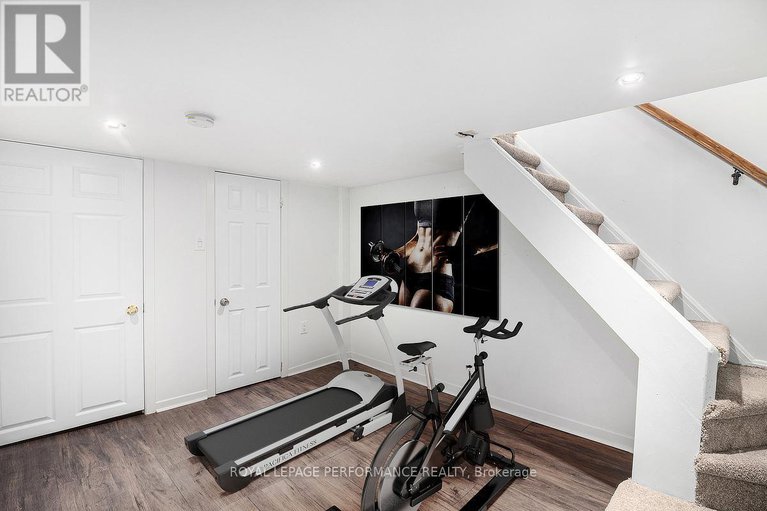 29076591/55-argyle-avenue/ottawa-centregolden-triangle/ottawa/ontario/K2P1B3_18