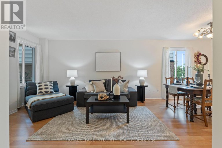 28613596/11-baton-court/katimavik/ottawa/ontario/K2L4C8_2