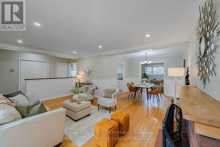 28733956/1695-gage-crescent-n/bel-air-heights/ottawa/ontario/K2C0Z7_7