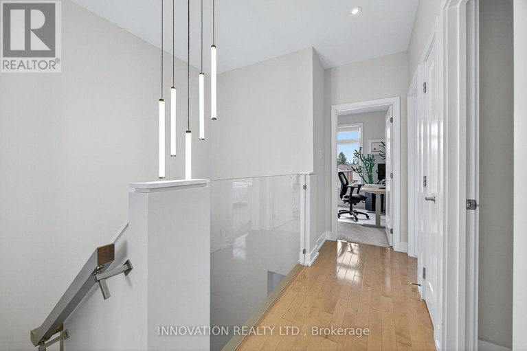 28801635/1310-avenue-p-avenue/eastway-gardensindustrial-park/ottawa/ontario/K1G0B3_30