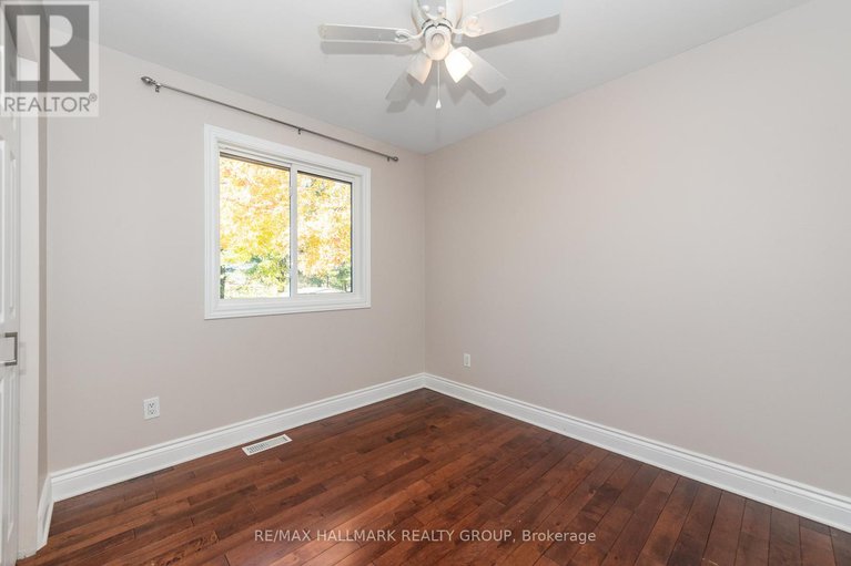 29013093/404-bouchard-street/russell-twp/russell/ontario/K4R1E5_20