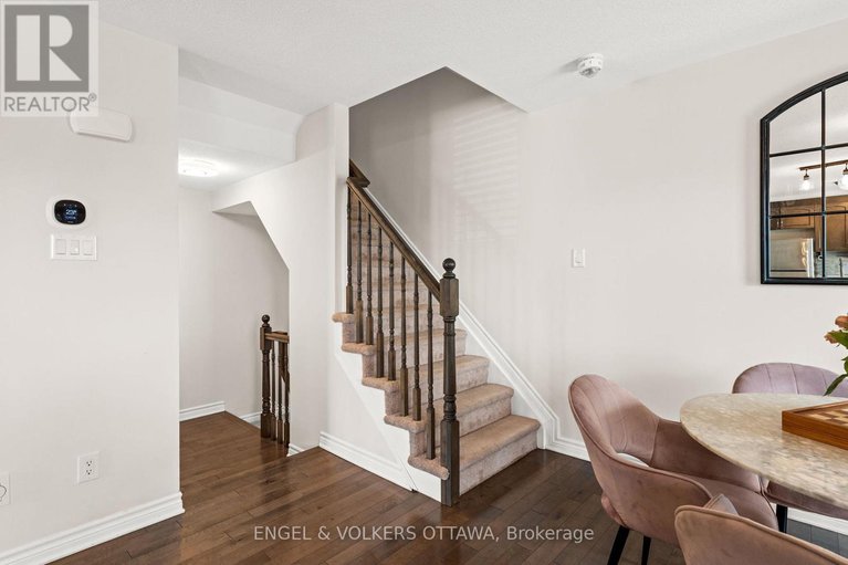 29055765/349-pumpkinseed-crescent/half-moon-bay/ottawa/ontario/K2J6K1_27