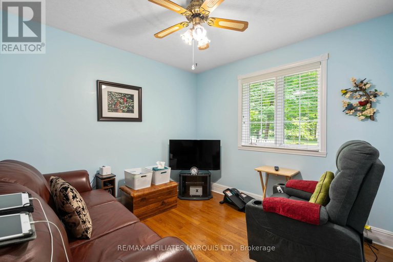 28562923/5454-nine-mile-road/south-glengarry-charlottenburgh-twp/south-glengarry/ontario/K0C1S0_15