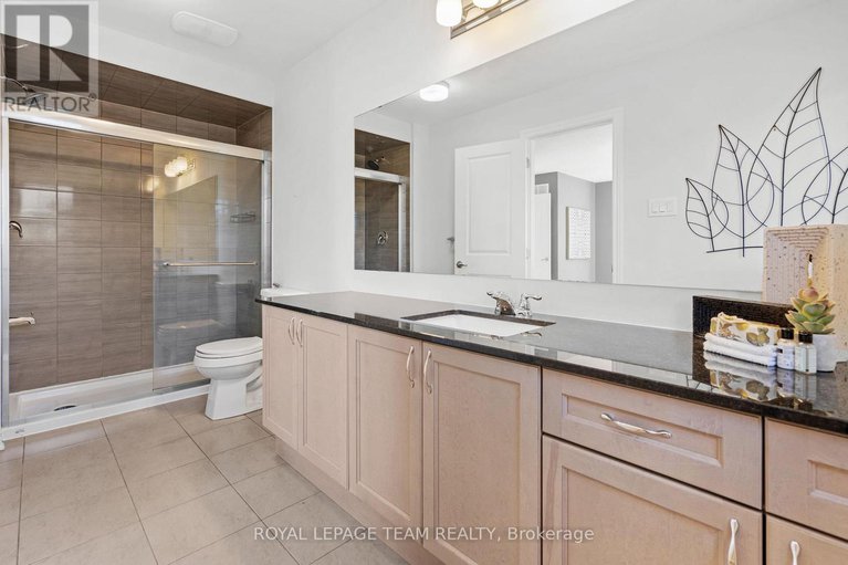 29049857/841-regulus-ridge/half-moon-bay/ottawa/ontario/K2J6S9_27