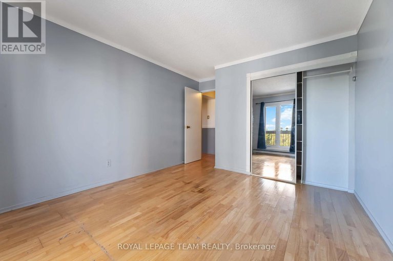 28886958/606-158c-mcarthur-avenue/vanier/ottawa/ontario/K1L8E7_22