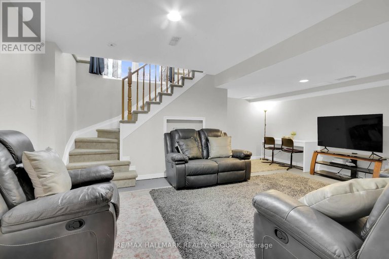 28696141/4320-owl-valley-drive/riverside-southgloucester-glen/ottawa/ontario/K1V1L8_30