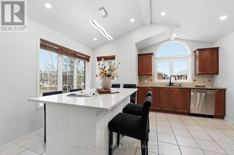 29593965/125-castle-glen-crescent/glencairnhazeldean/ottawa/ontario/K2L4G9_7