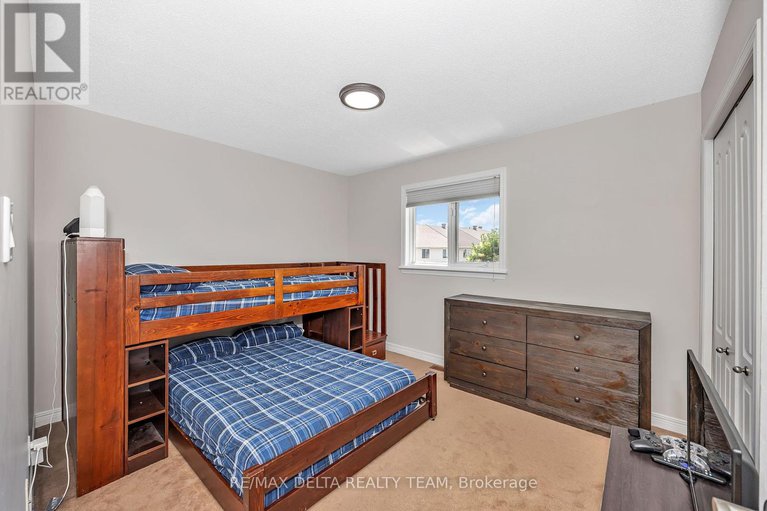 28589205/1922-lobelia-way/springridgeeast-village/ottawa/ontario/K4A4R1_22