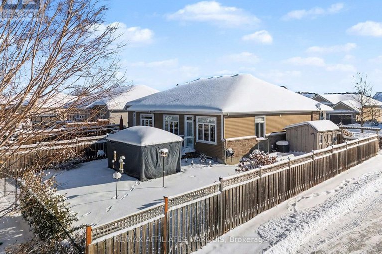 29266687/171-royal-landing-gate/north-grenville-twp-kemptville-south/north-grenville/ontario/K0G1J0_33