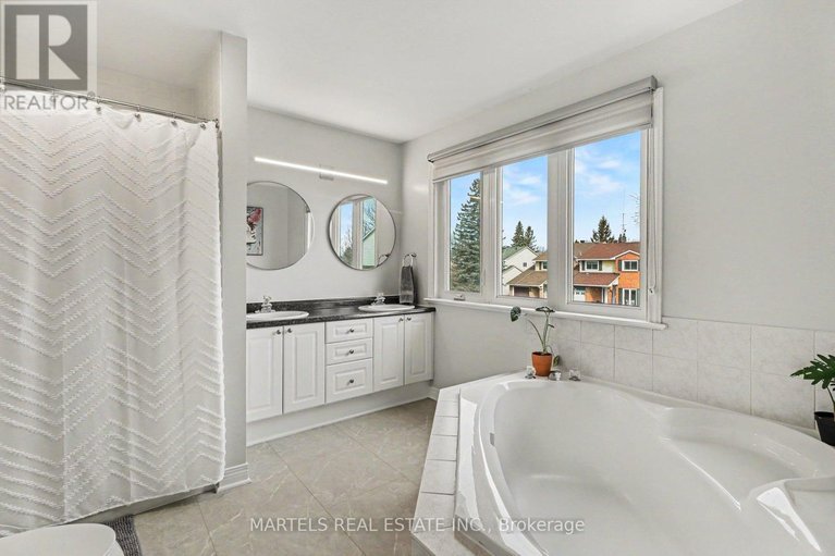 29654525/1113-saint-emmanuel-terrace/convent-glen-north/ottawa/ontario/K1C2J6_14