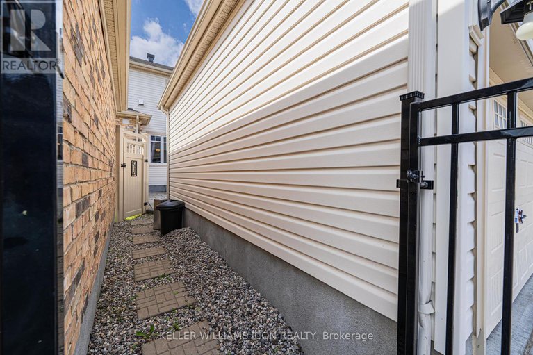 28511828/246-longfields-drive/longfields/ottawa/ontario/K2J5Y7_41
