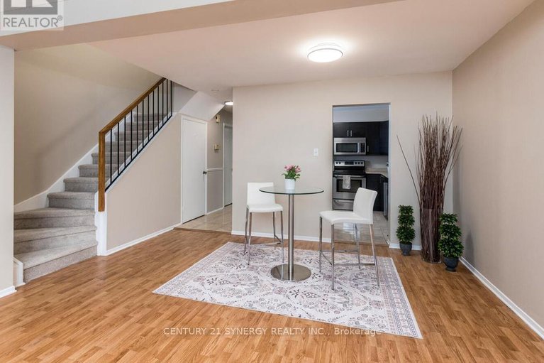 29610480/16-71-clarkson-crescent/katimavik/ottawa/ontario/K2L3C9_9