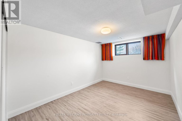 28227468/108-margaret-anne-drive/huntley-ward-south-east/ottawa/ontario/K0A1L0_41