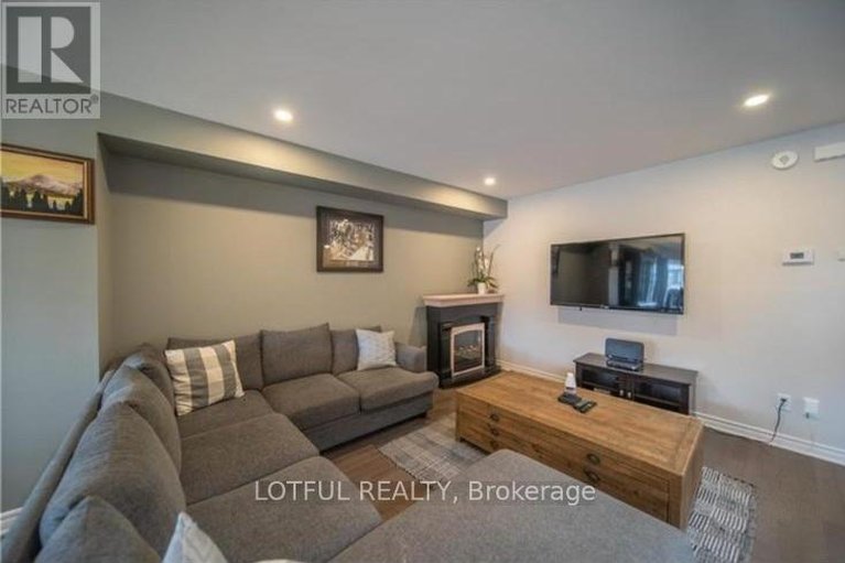 29552415/304-belfort-street/embrun/russell/ontario/K0A1W0_8