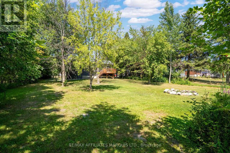 28797294/18222-patrick-street/south-glengarry-charlottenburgh-twp/south-glengarry/ontario/K0C2J0_39