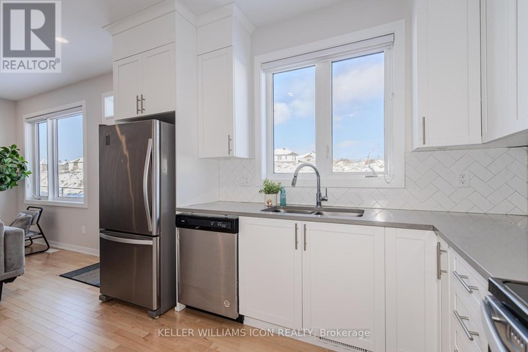 29176700/1899-haiku-street/half-moon-bay/ottawa/ontario/K2J6W8_13