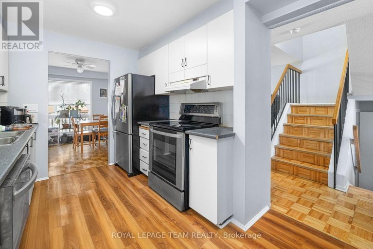 29668805/e-10-millrise-lane/centrepointe/ottawa/ontario/K2G5E6_11