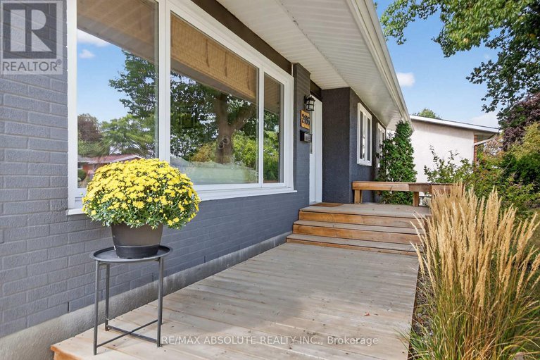 28991864/2186-tawney-road/hawthorne-meadows/ottawa/ontario/K1G1C5_2