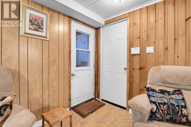 29205327/1366-kingston-avenue/carlington/ottawa/ontario/K1Z8L2_25