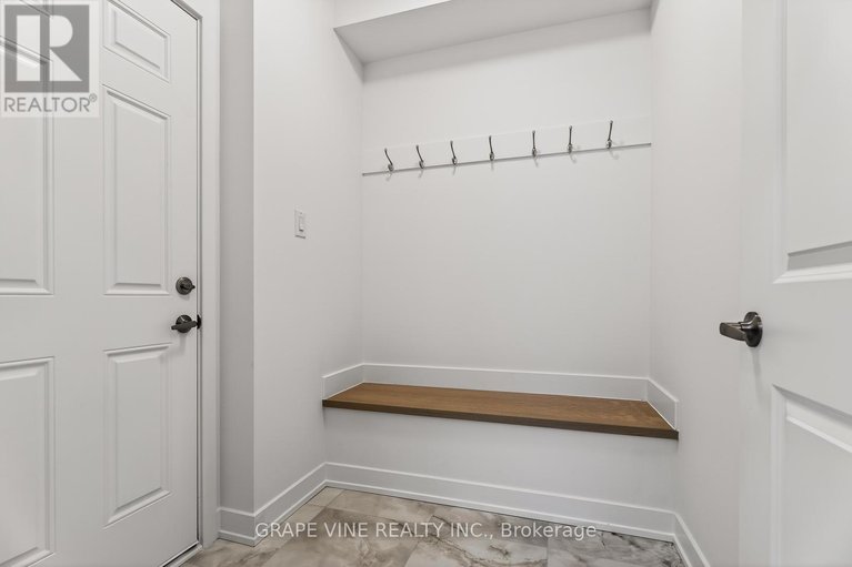 29267393/445-haresfield-court/riverside-southgloucester-glen/ottawa/ontario/K4M0B6_10