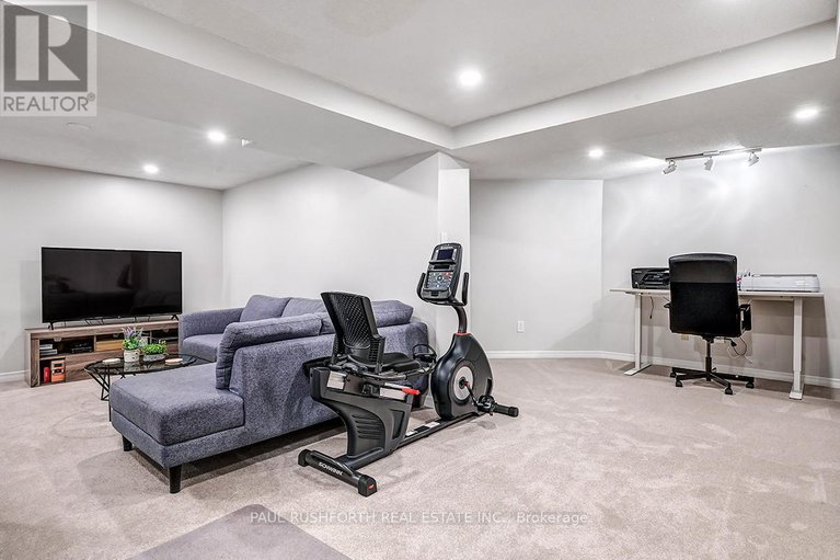 28384020/76-chickasaw-crescent/bridlewood/ottawa/ontario/K2M1M7_27