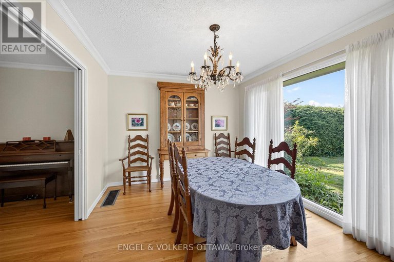 28865549/29-milne-crescent/beaverbrook/ottawa/ontario/K2K1H7_16