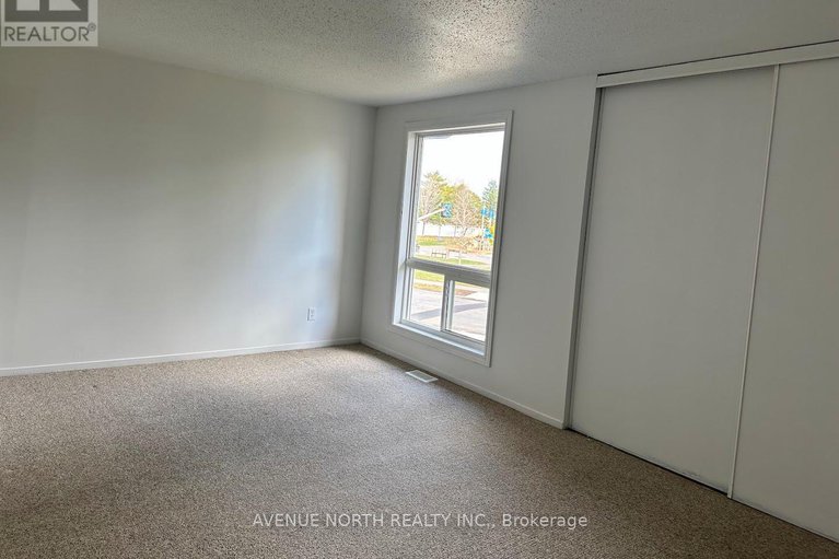 29078377/65-1787-dondale-street/pineview/ottawa/ontario/K1B5H9_25