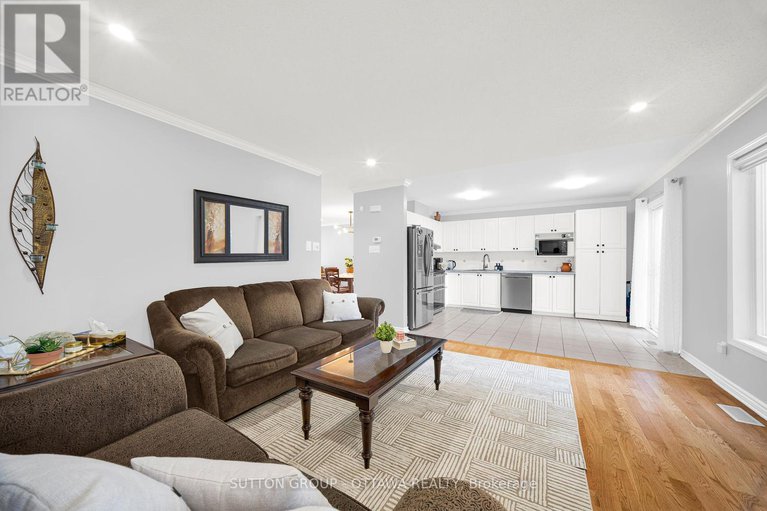 28741722/11-baypointe-crescent/barrhaven-east/ottawa/ontario/K2G6T8_13