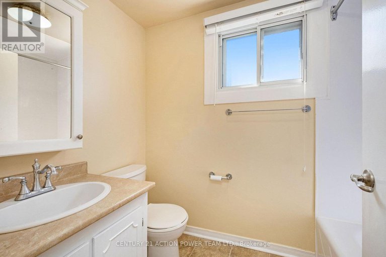 28638635/1318-brookline-avenue/ellwood/ottawa/ontario/K1V6S3_16